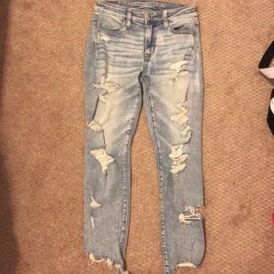 Ripped American Eagle Jeggings Size 4